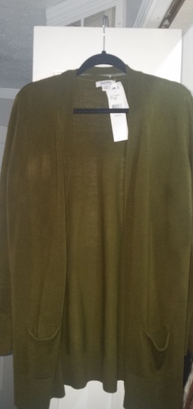 Cardigan - Picture 1 of 2